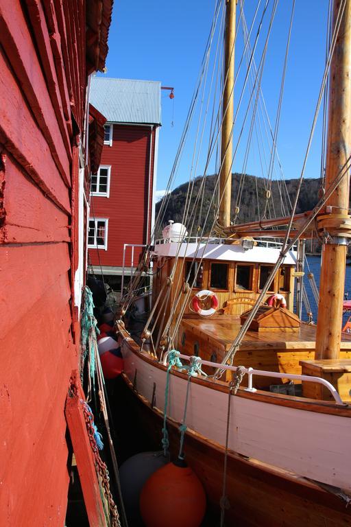 Skomakergarden Ulsteinvik Exterior foto